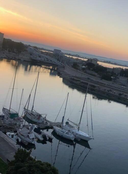 Sete 6Eme Vue Sur Le Canal Et L'Etang Zewnętrze zdjęcie